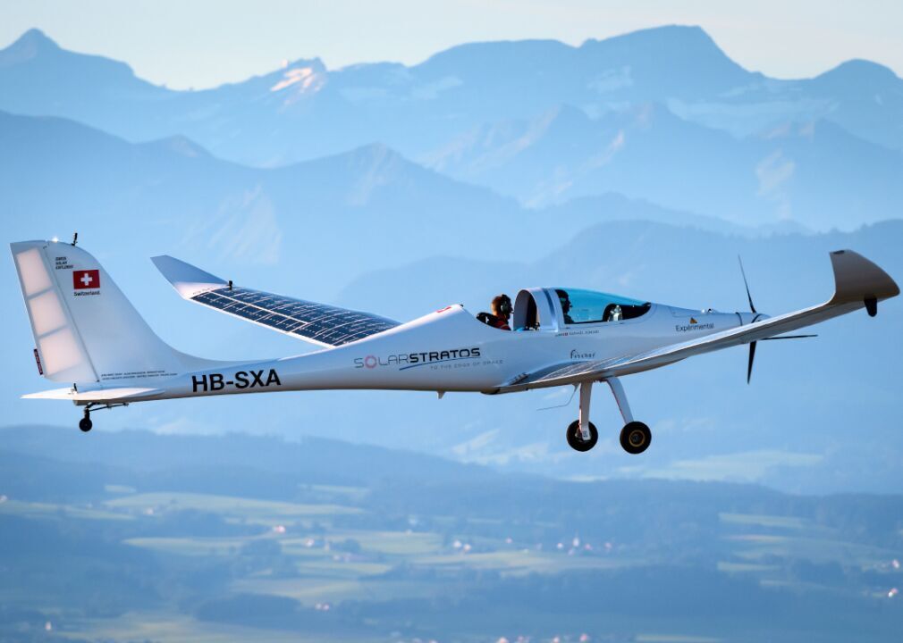 Stratospheric solar flight over Switzerland